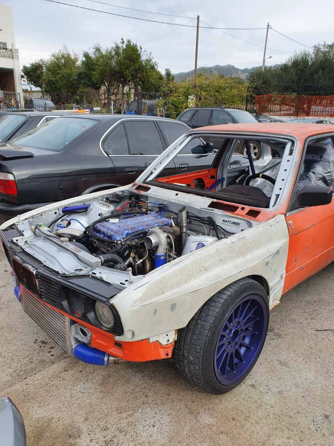 SR20 turbo τοποθετημένο στο BMW E30 κατά την κατασκευή