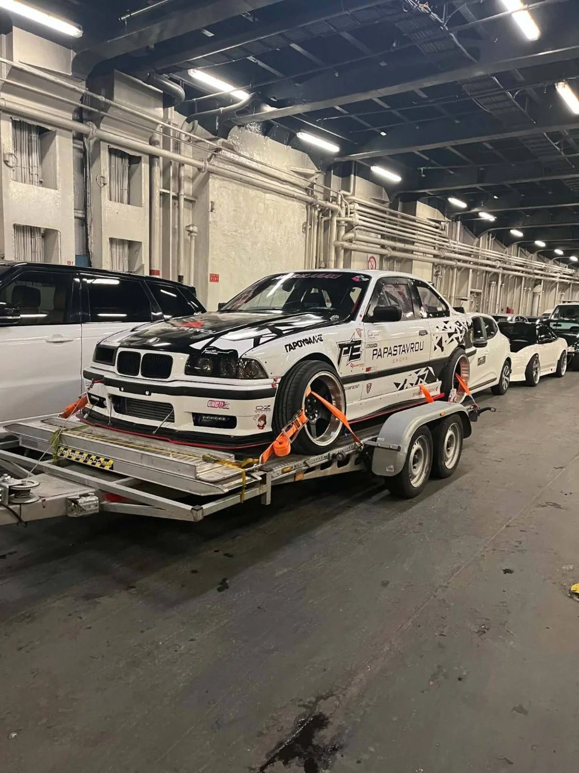 BMW E36 turbo drift car σε μεταφορά